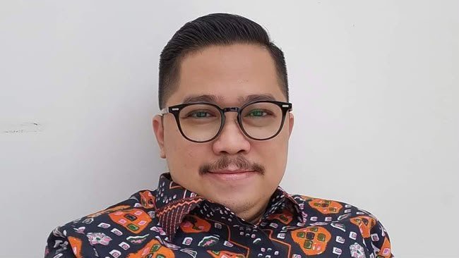 Pakar hukum Tata Negara Muhammad Rullyandi mendesak jampidsus mundur atau diberhentikan secara tidak hormat.